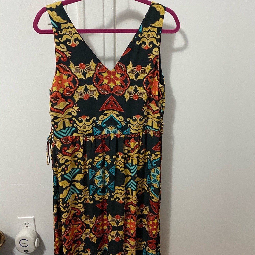 V-Neck Sleeveless Dress